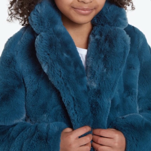 APPARIS classic Stella Coat Children's mid length faux fur jacket with collar - Picture 4 of 13